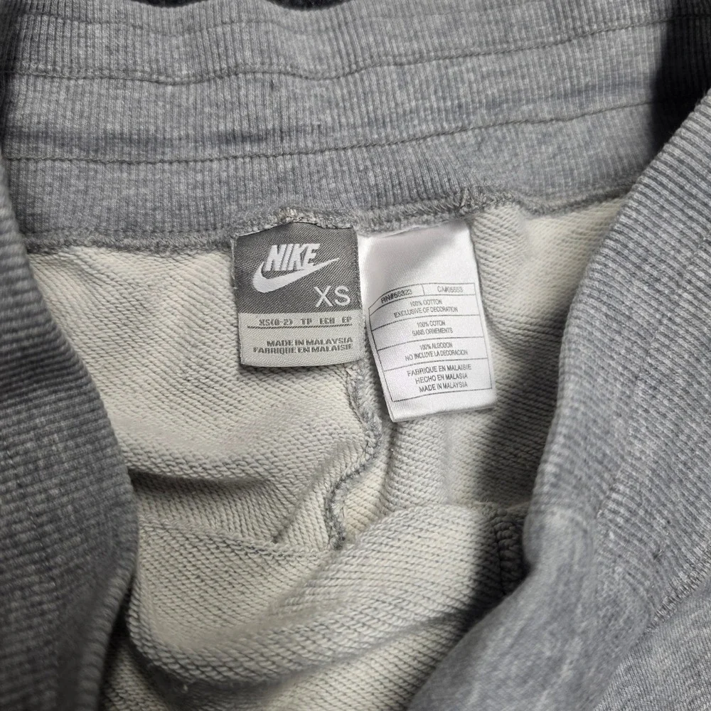 Nike Womens Gray French Terry Sweat Shorts XS Drawstring Athletic Loungewear